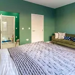 Gorgeous & Cosy Gem - King Beds