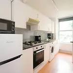 Lavish Finsbury Park 3 Mins Walk Retreat