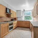Putney Bridge Hideaway