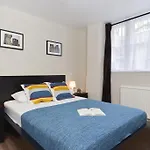 Kings Cross Superior Nike Apartment