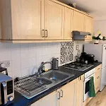 Cozy London Apartment - Central Location