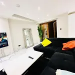 Spacious One Bed Property In Wembley