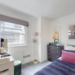 Luxury Corner - La Reserve Knightsbridge