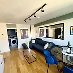 New Deluxe Central 2Bed Beautiful Apartment Old St