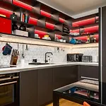 Guestready - Contemporary Living In London