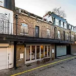 Idyllic Mews Apartment In Fantastic Location!