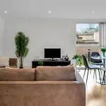 Mysquare One Bed Apartment In Waterloo Near Southwark