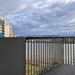 Excel Centre 2 Bedroom Flat In East London