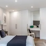 Picktheplace Family House In West Kensington
