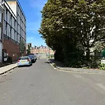 Springfield London