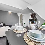 Book Now-Save Big - Central - Brixton -4Br-Wifi -Close To Tube Station- Sleeps10