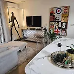 Fulham Design Apartment