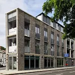 Fulham Design Apartment