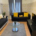 Lovely & Spacious Flat-Deptford Creekside