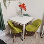 Kilburn High Road Studio Apartments