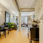 Gorgeous 4-Level 3Br - Check Profile