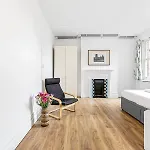 Spacious Cozy Flat West Hampsted Pass The Keys