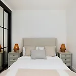 The Tottenham Escape - Lovely 2Bdr Flat With Balcony