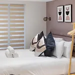 City Haven Luxe Studio With King Size Bed