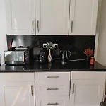 One Bedroom Apartment By Bayswater, Hyde Park