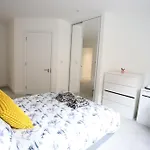 Luxury London Apartment With 5 Bedrooms
