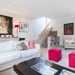 Close To River And Park With Stunning Roof Terrace
