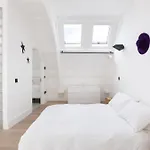 Veeve - Divine Mezzanine