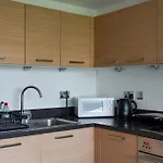 Residence In Battersea Private Apartment