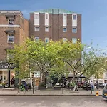 Modern And Airy Belgravia Living
