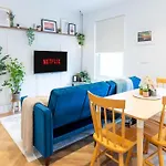 Business Stays Near Canary Wharf