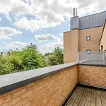 Peaceful 4Br Home With Garden& Parking In Walthamstow