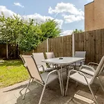 Peaceful 4Br Home With Garden& Parking In Walthamstow