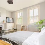 Beautiful Victorian London Townhouse - 5 Bedrooms