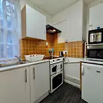Charming Studio In Central London
