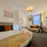 Charming Studio In Central London