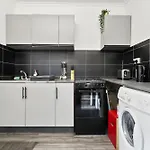 City Center Cozy Double Bedroom In A Great Location