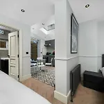 Nine Elms Modern Studio Apartments