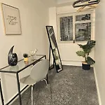 Cosy London Sw12, Garden Flat