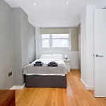 Modern One Bedroom Apartment Paddington