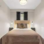 Designer Flat At Paddington Private Outdoor Oasis