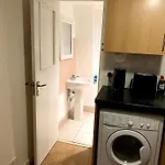 Studio Flat In Paddington