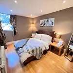 Happy River Thames View Entire Apartment