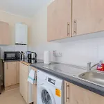Stylish 1Bd Flat Near Iconic London Landmarks
