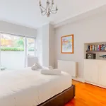 Sophisticated 2Bd Flat With Patio West Kensington