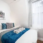 Paddington Prime Tourist Entire 1 Bed Flat For 4