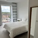 One Bedroom Flat - Zone 2 London