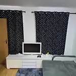 Whole Apartment In City Centre London