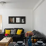 A Flat In Central London