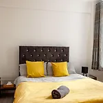 A Flat In Central London