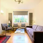 2-Bedroom Flat With Garden Near Regent\'S Park